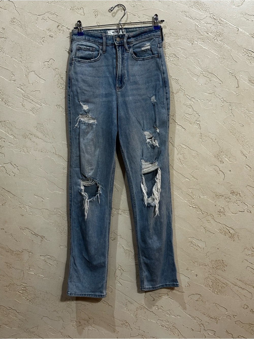 Hollister Women’s Distressed Curvy Ultra High-Rise Vtg Straight Leg Jeans sz 1R